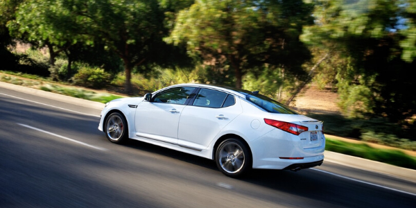 White 2013 Kia Optima