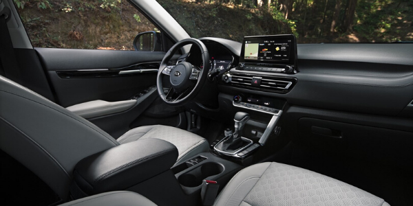 Interior view of 2021 Kia Seltos