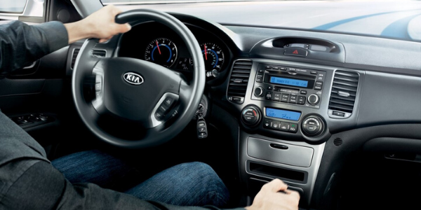 Interior view of 2007 Kia Optima
