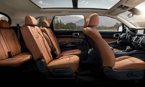 Side view of seats in 2021 Kia Sorento
