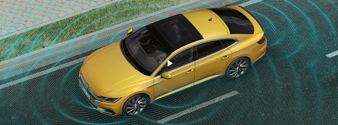 Overhead View Area View Camera shot of the 2019 Volkswagen Arteon with sensors visually displayed