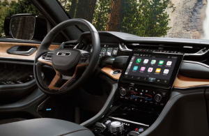 2025 Jeep Grand Cherokee Infotainment Specs and Connected Services