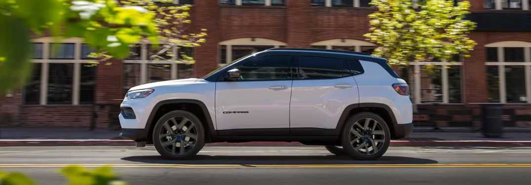 2026 Jeep Cherokee Hybrid exterior side view