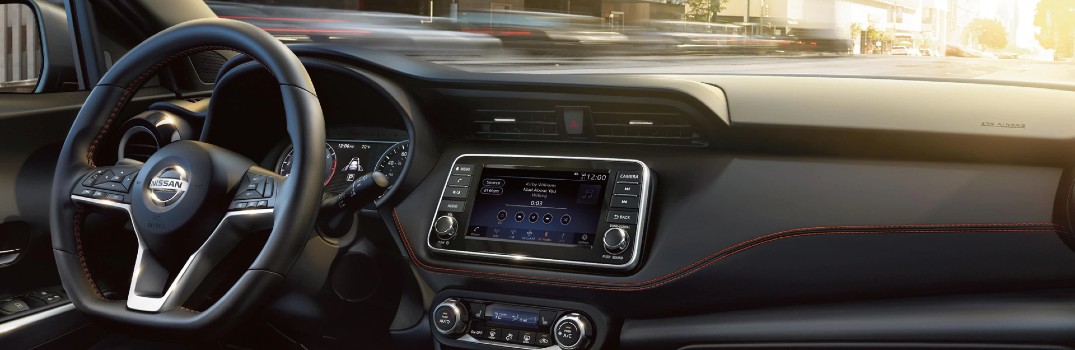 nissan kicks 2021 apple carplay