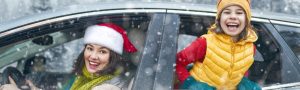 family traveling for the holidays