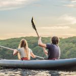 -Man-And-Woman-Kayaking_b