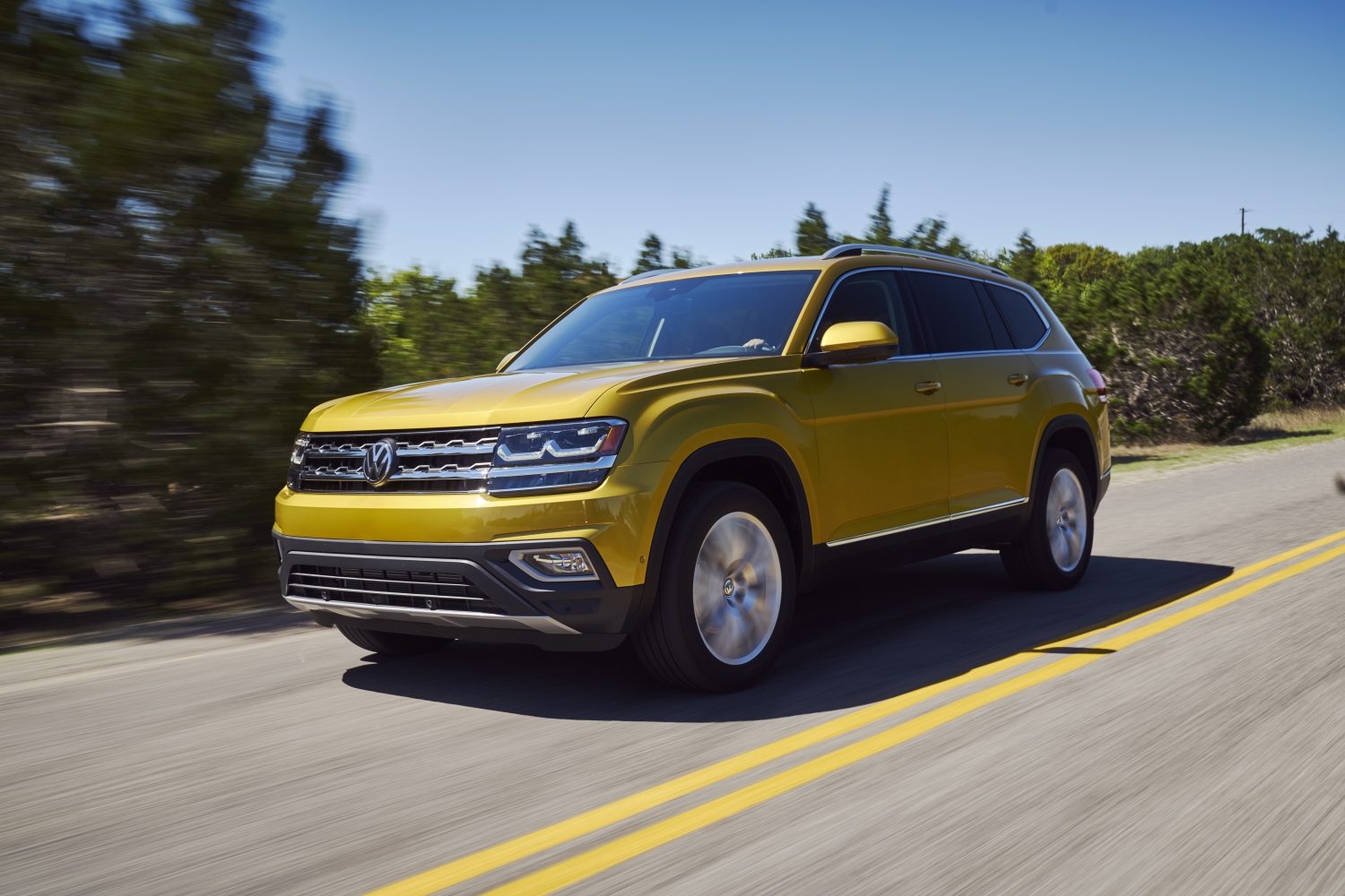 Atlas Named 2018 Best Three-Row SUV