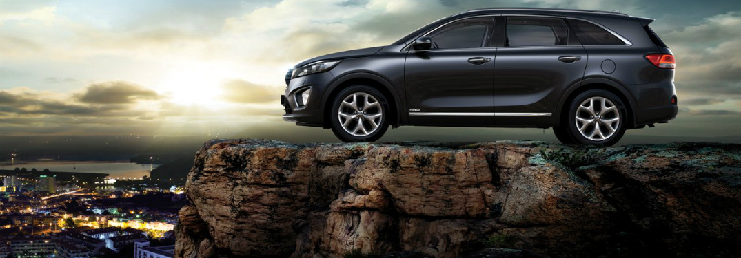 Black 2018 Kia Sorento parked on cliff overlooking city