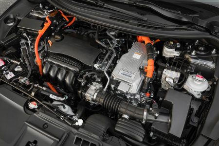 2018 Honda Clarity Plug-In Hybrid Engine close-up