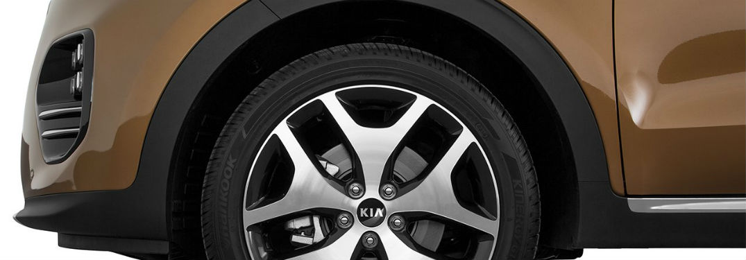 2019 Kia Sportage wheel in burnished copper