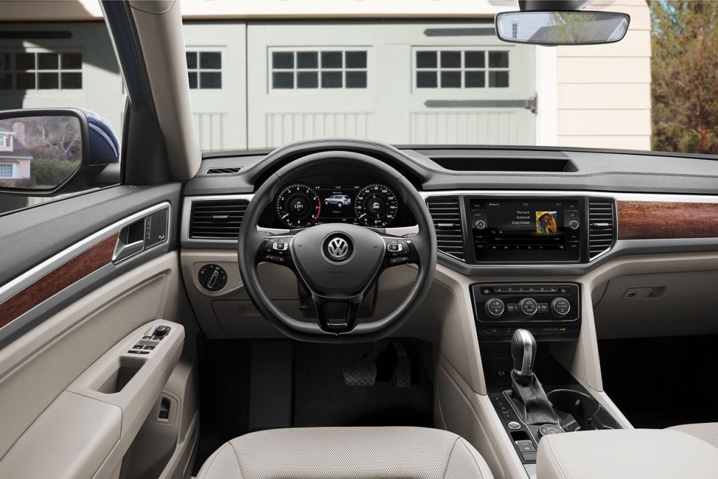 Interior 2018 Volkswagen Atlas by Chicago IL Elgin VW