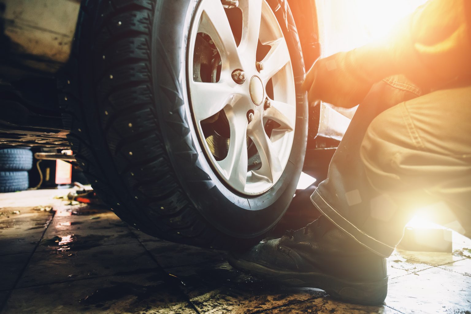 Wheel Balancing Or Repair And Change Car Tire At Auto Service Ga Elgin VW
