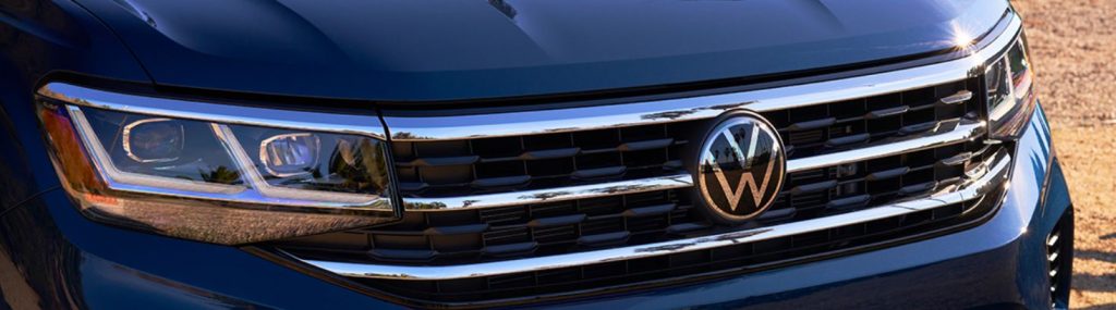 2021 Volkswagen Atlas front-end close-up