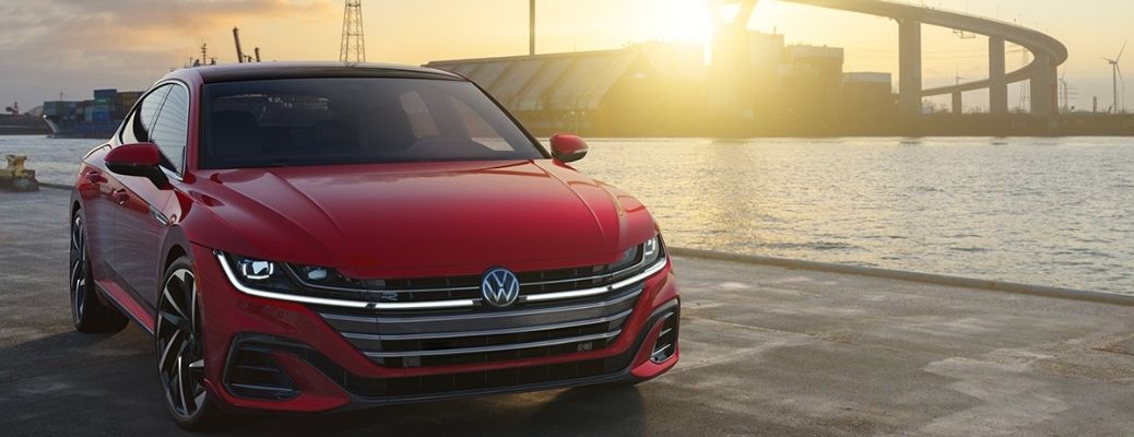 front view of the 2022 Volkswagen Arteon at sunset