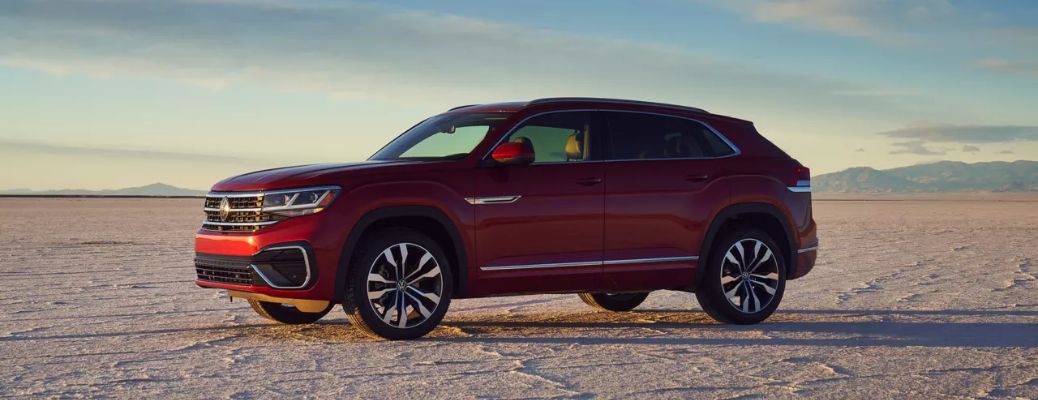 2022 Volkswagen Atlas Cross Sport Red Side View