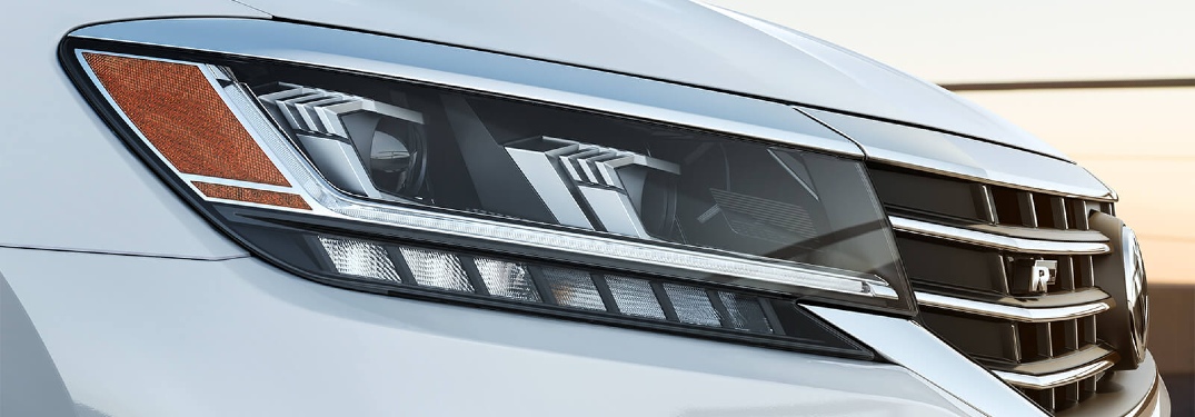 2020 Passat headlight showcase