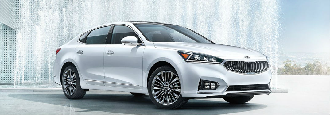 2018 Kia Cadenza exterior profile