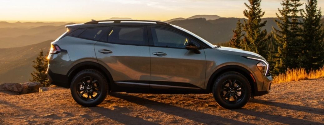 Side view of the 2023 Sportage