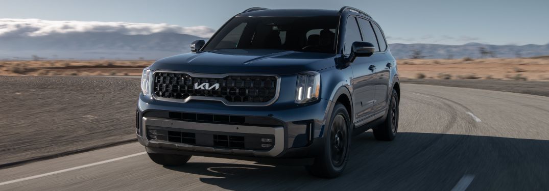 2023 Kia Telluride on road