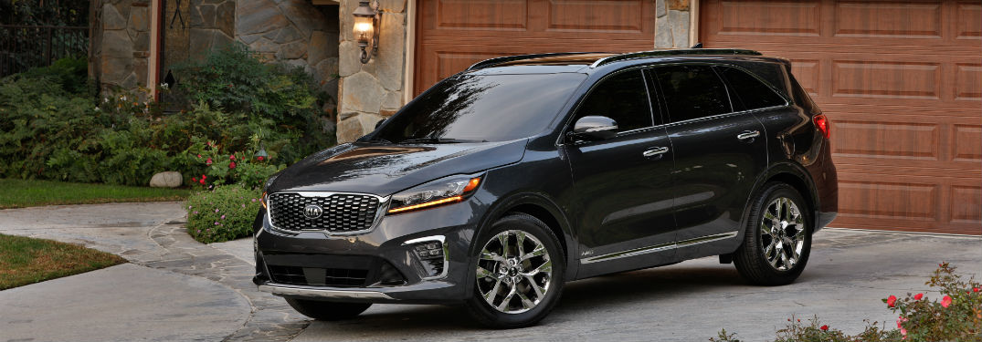 2019 Kia Sorento exterior front