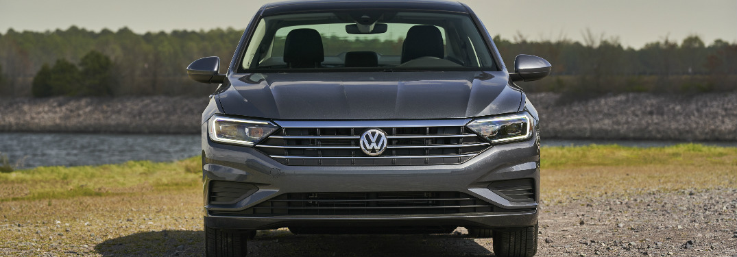 2019 Volkswagen Jetta front fascia