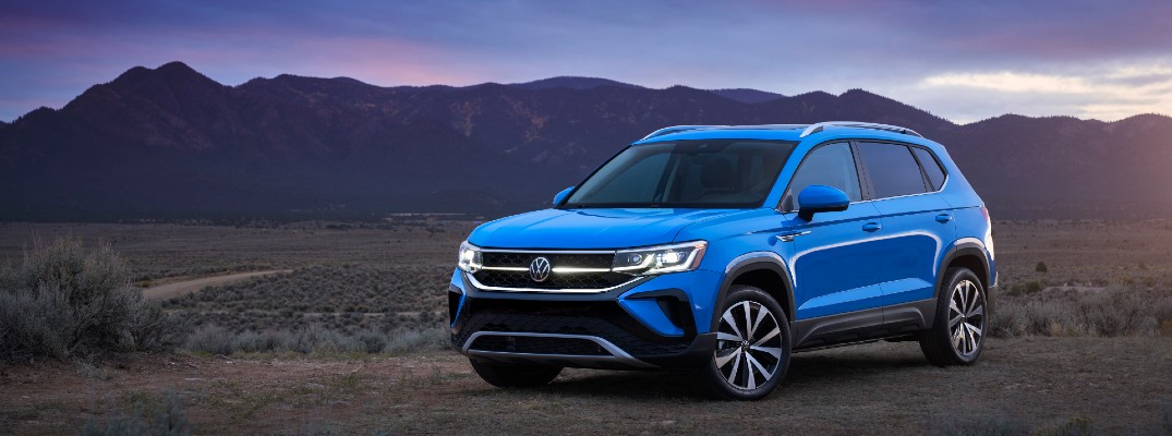 A front left quarter photo of the 2022 Volkswagen Taos.