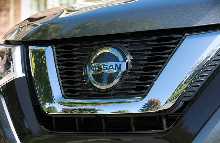 2018 Nissan Rogue Grille Closeup