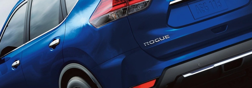 2020 Nissan Rogue back end badging