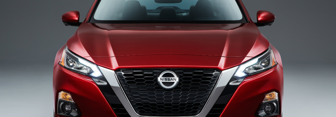 2019 Nissan Altima front fascia and grille