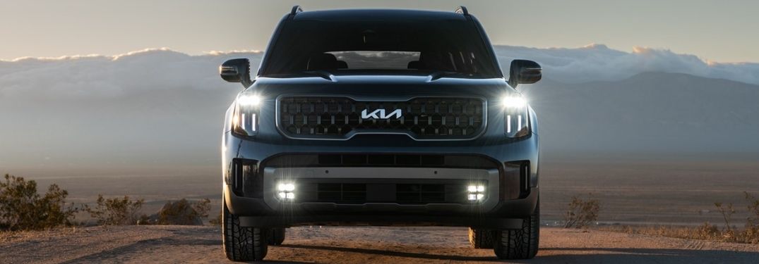 A gorgeous front view of the 2023 Kia Telluride