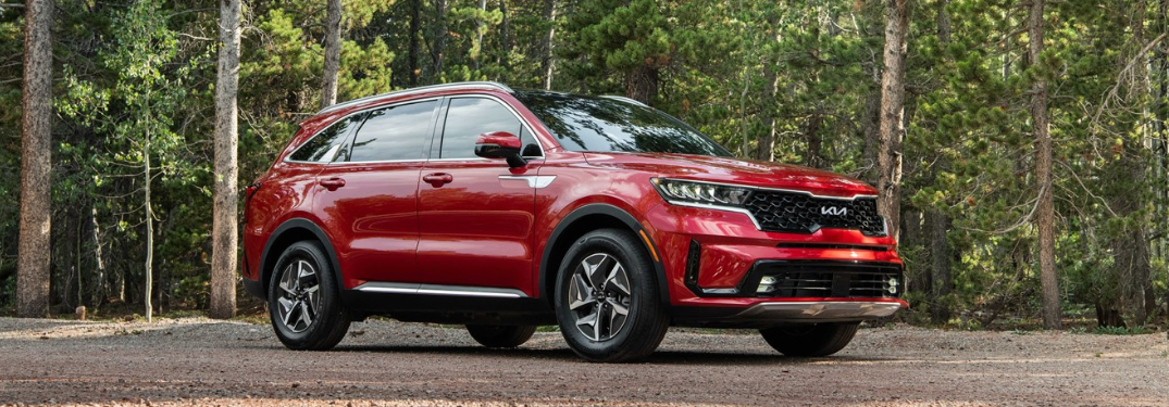 2023 Sorento HEV parked on a smooth terrain