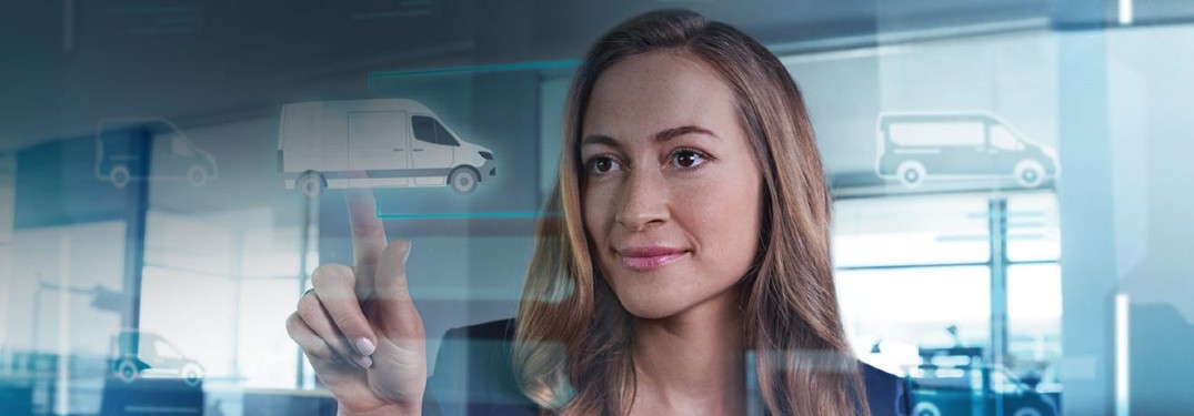 woman using Mercedes-Benz PRO connect