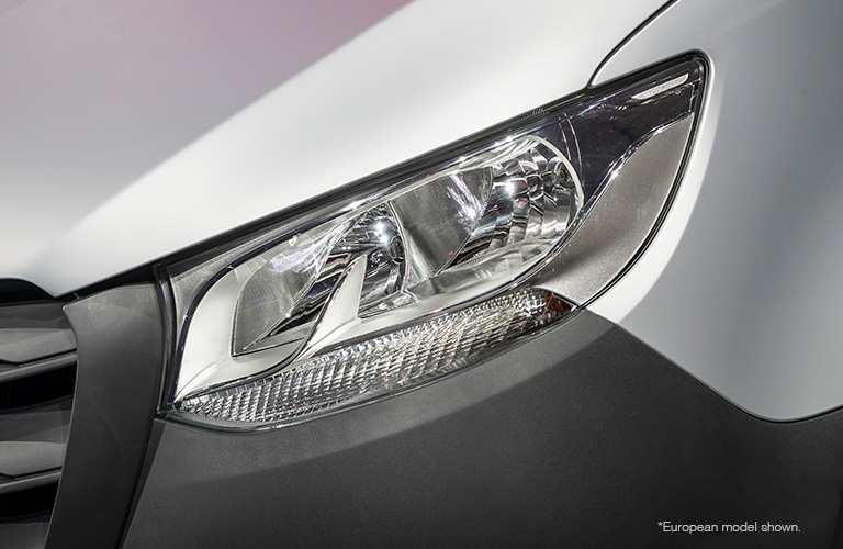 2018 Mercedes-Benz Sprinter headlight