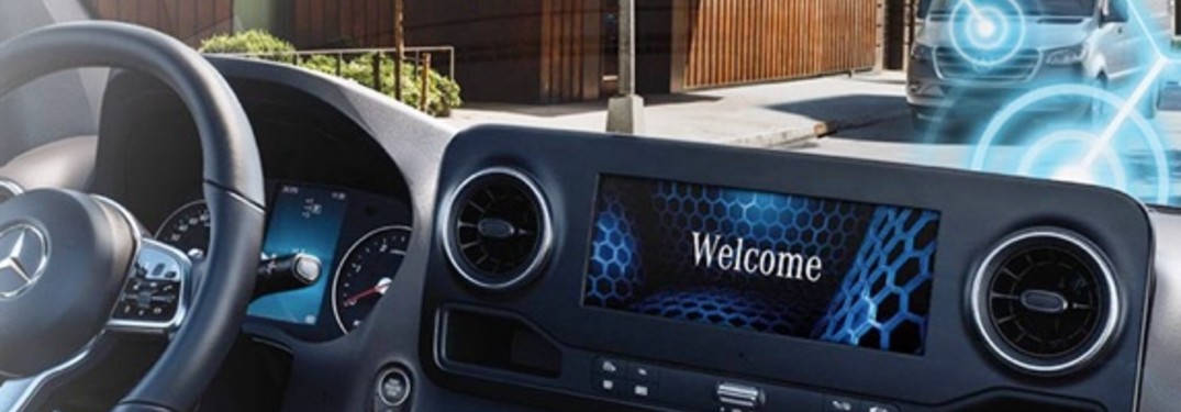2020 Mercedes-Benz Van multimedia system and steering wheel