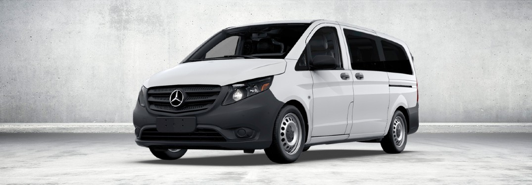 2021 Mercedes-Benz Metris Passenger Van front view