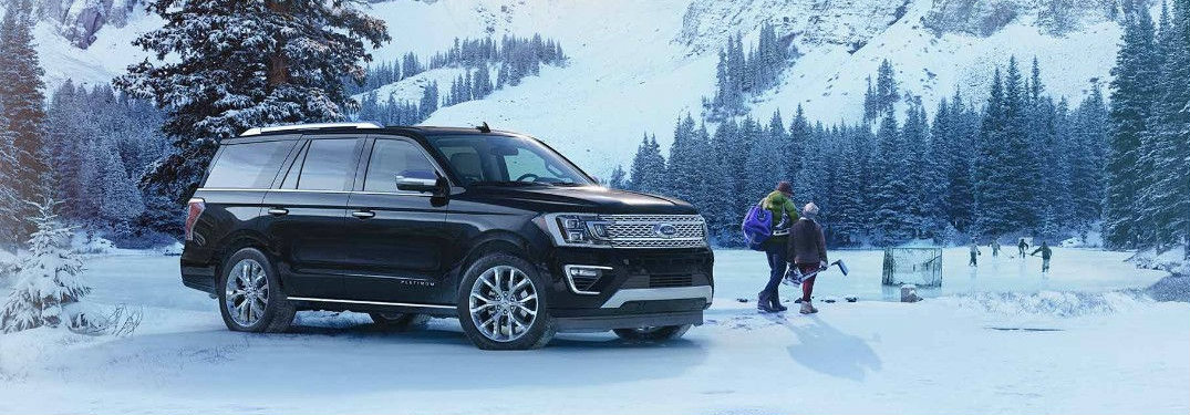 2018-Ford-Expedition-parked-in-front-of-hockey-rink-where-kids-are-playing