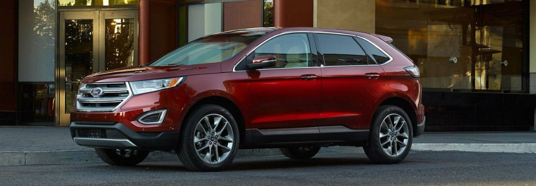 Red-2018-Ford-Edge-parked-in-front-of-building
