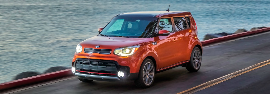 2018-Kia-Soul-orange-driving-on-the-coast-front-view_o - Moritz Kia