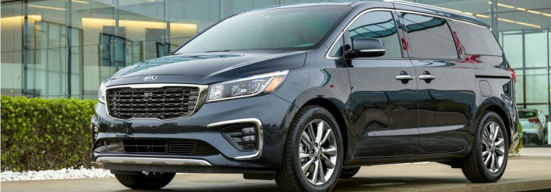 What are the specs and features of the 2019 Kia Sedona?