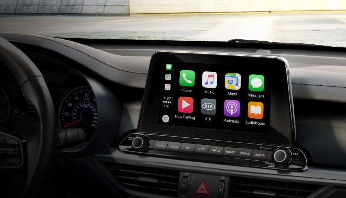 2020 Kia Forte infotainment system