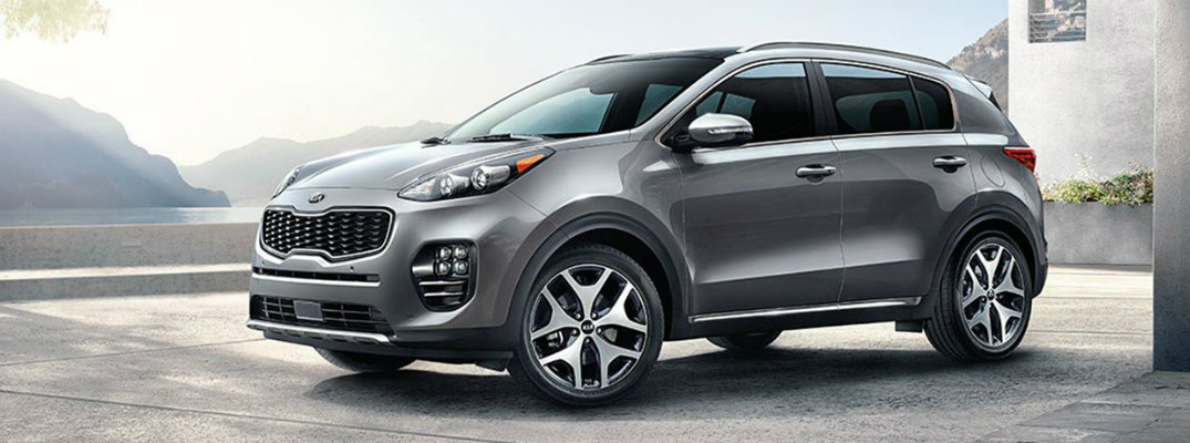 Front/side profile of silver-colored 2019 Kia Sportage