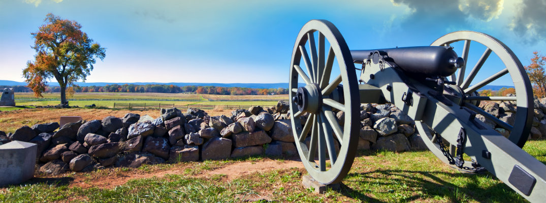 Civil War cannon on the Gettysburg battlefield