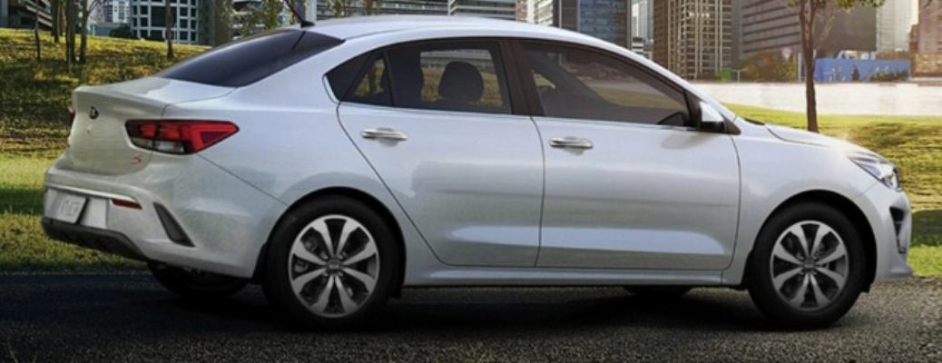 2021 Kia Rio profile view