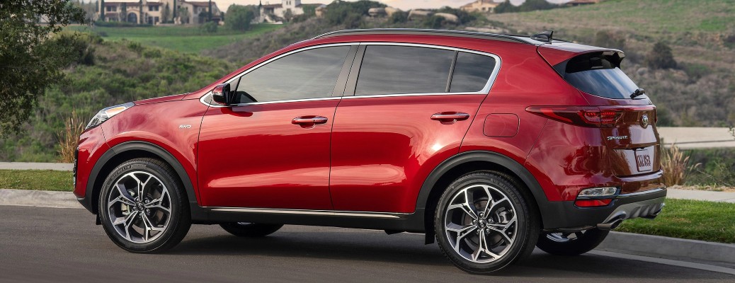 2022 Kia Sportage red side view