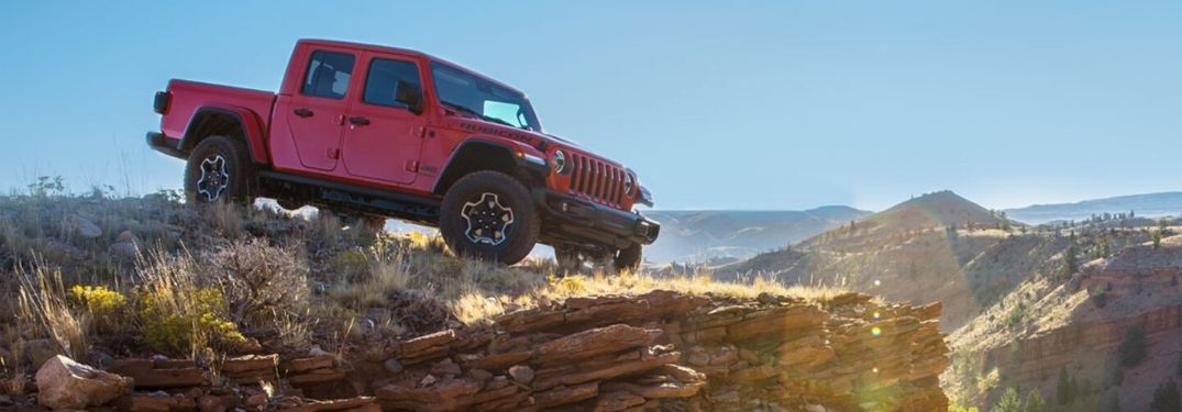 2020 Jeep Gladiator Rubicon on cliff
