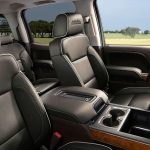 2019-silverado-hd-int-09_o