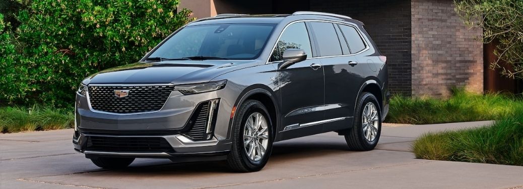 2022 Cadillac XT6 parked