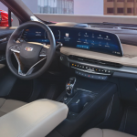 2024-Cadillac-XT4-B_o