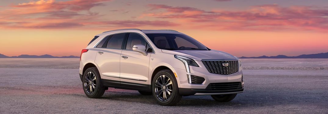 2025 Cadillac XT5 exterior side view