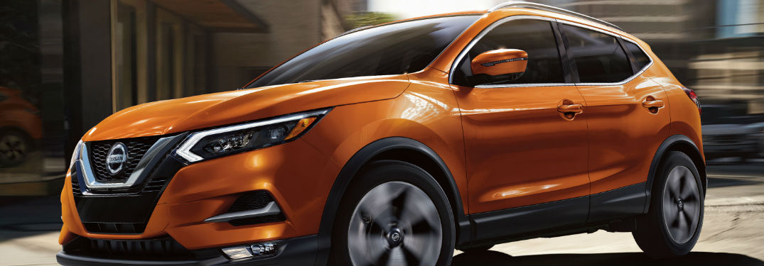 2020 Nissan Rogue Sport front and side profile